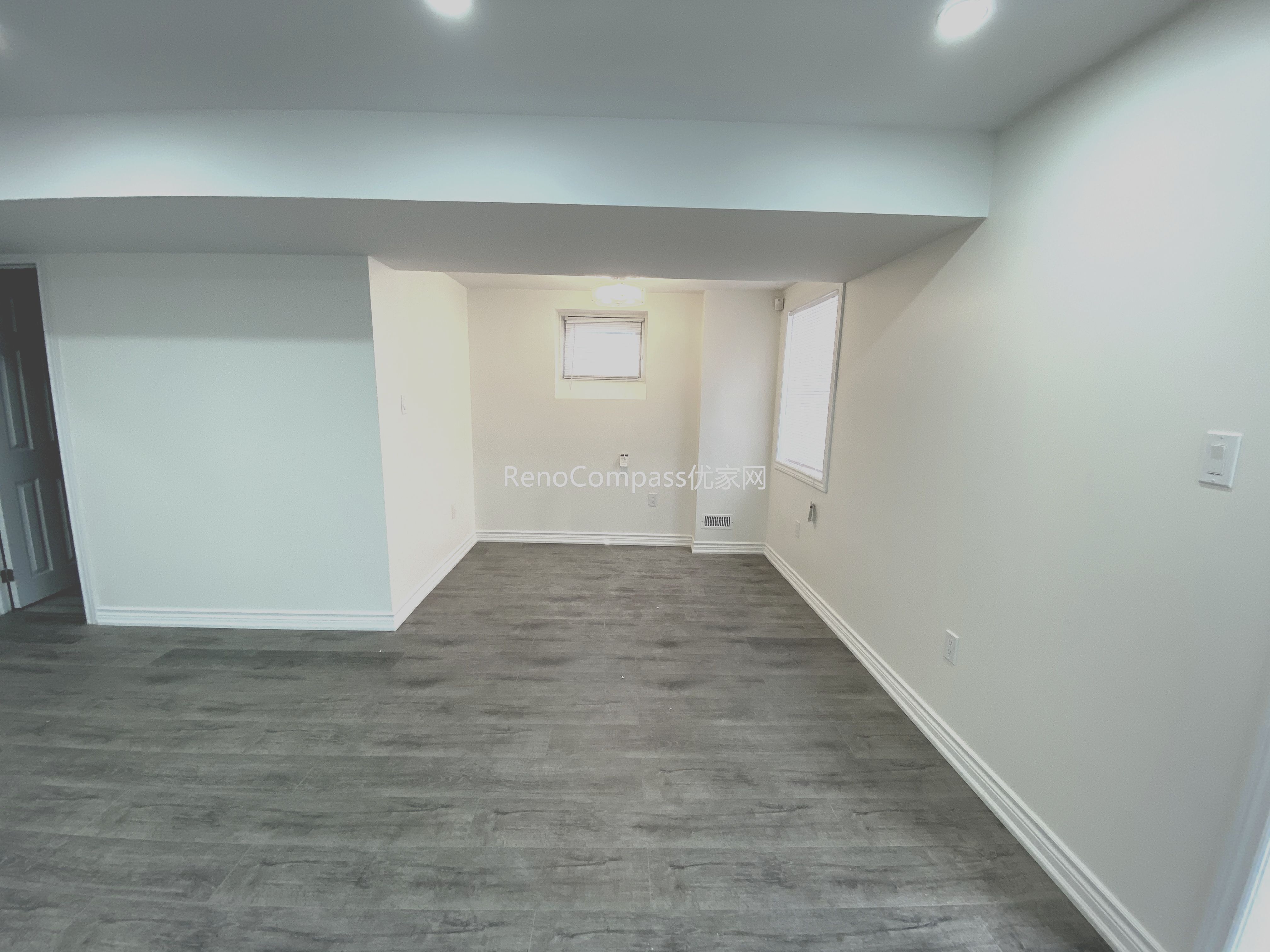 Finished basement renovation in Richmond Hill featuring a spacious open-concept layout, modern flooring, and recessed lighting throughout. Completed by a professional Toronto renovation company, this upgraded basement offers flexible living space ideal for family use, entertainment, rental potential, or multi-functional home expansion.