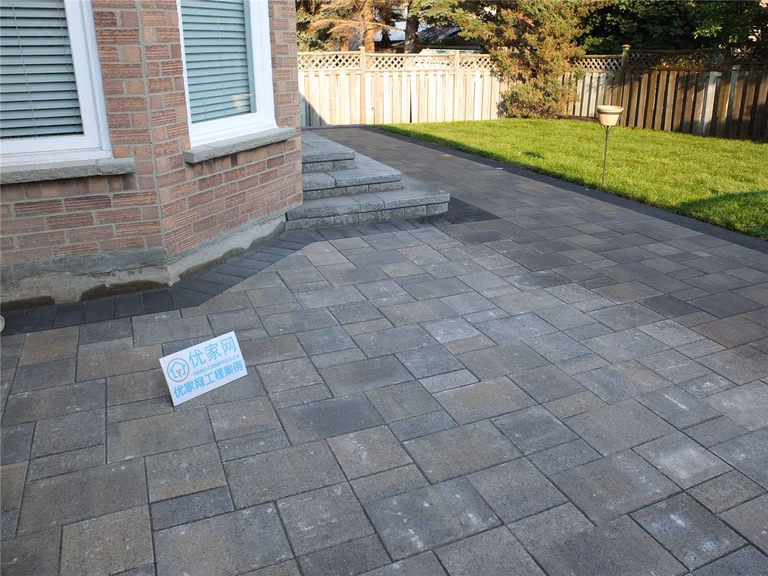 Contemporary outdoor renovation with professionally installed interlocking stone and landscaping upgrades in Markham. This Toronto renovation project delivers a clean, modern finish that enhances property value, outdoor comfort, and long-term durability.