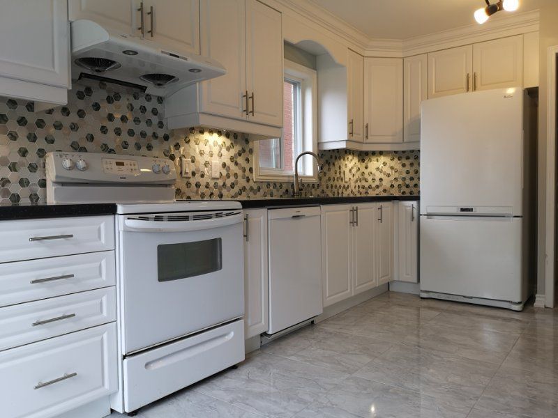 Mississauga Interior Renovation - Image 5