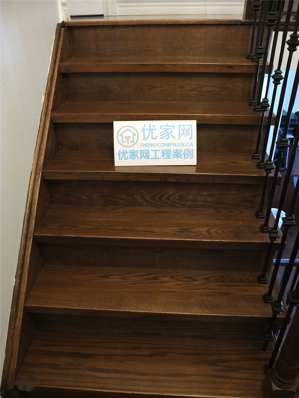 This Mississauga flooring replacement project features newly installed dark-stained solid hardwood stair treads, enhancing durability, safety, and modern appeal. The upgraded staircase creates a seamless transition between floors while adding warmth and architectural elegance to the home. Completed by a trusted Toronto Renovation Company, this stair flooring renovation improves both functionality and long-term property value.