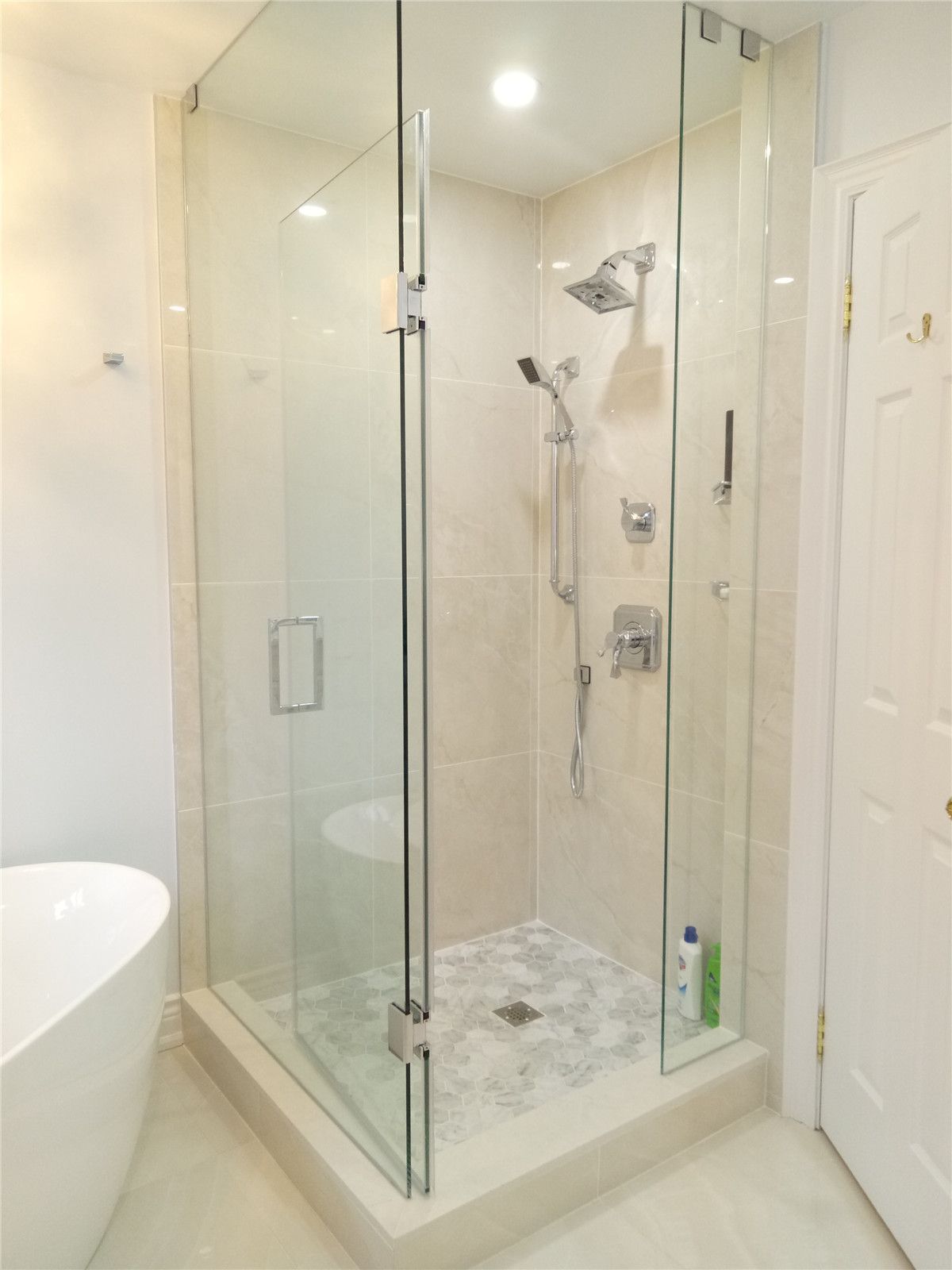 Richmond Hill Interior Renovation - Image 12
