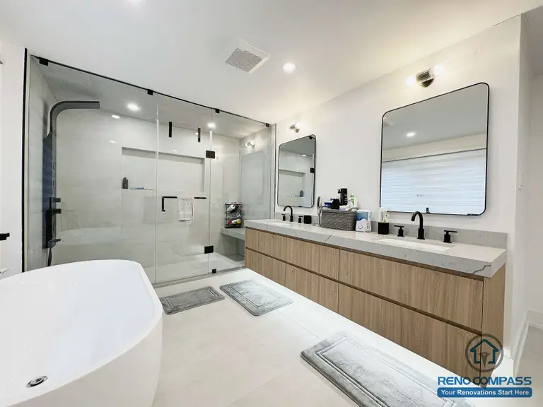 Oakville Interior Renovation - Image 47