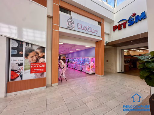 Oakville Arcade Game& Claw Machine Entertainment Space
