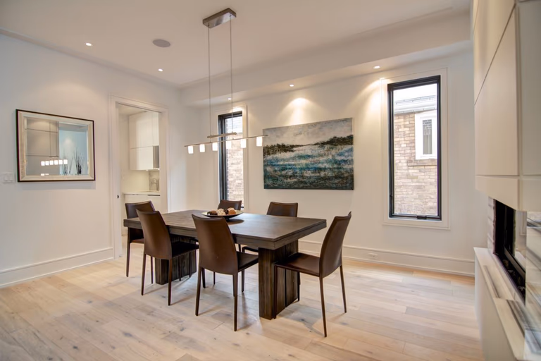 Toronto 2550ft Modern Interior Design - Image 1