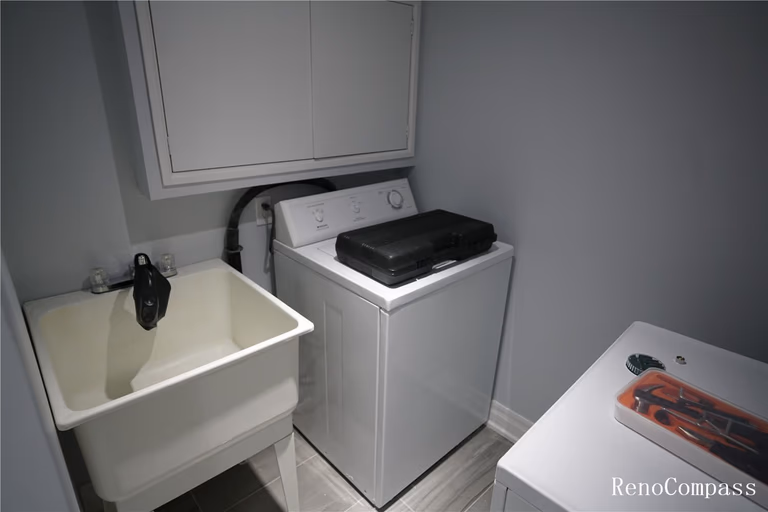 Mississauga Basement Renovation - Image 5