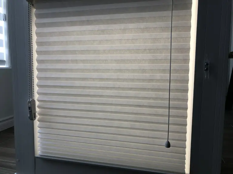 TORONTO CURTAINS and CURTAIN RODS - Image 36