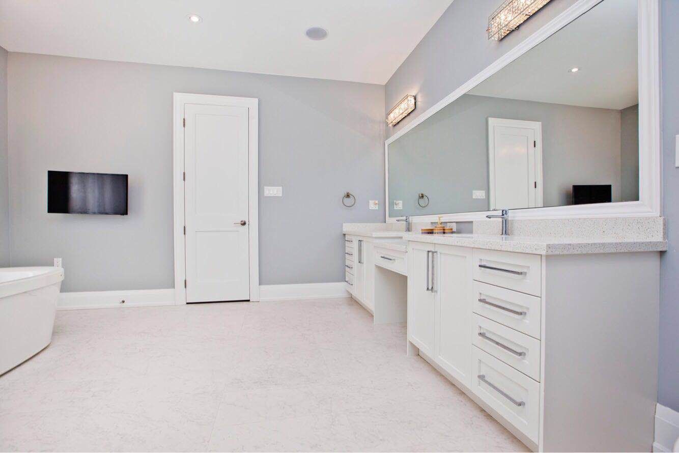 Toronto House Remodeling and Interior Renovation - Image 32
