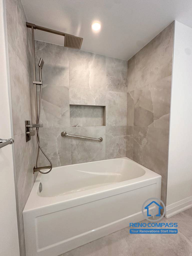 Modern Bathtub and Shower Combination in Markham Home