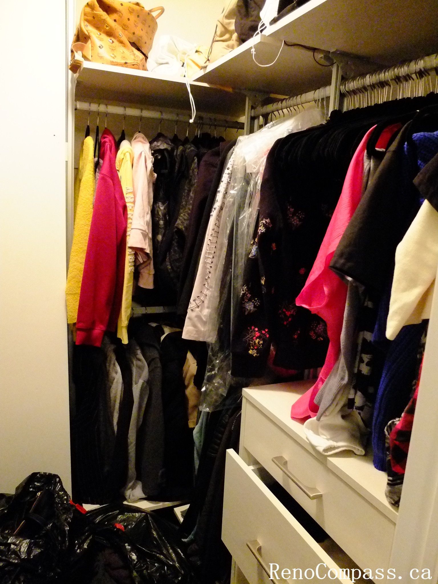 This Toronto closet cabinet upgrade features a clean sliding door system with a functional built-in drawer unit and hanging space. The design maximizes storage efficiency while keeping a modern and minimal look, perfect for organizing clothes and daily essentials in compact bedrooms.