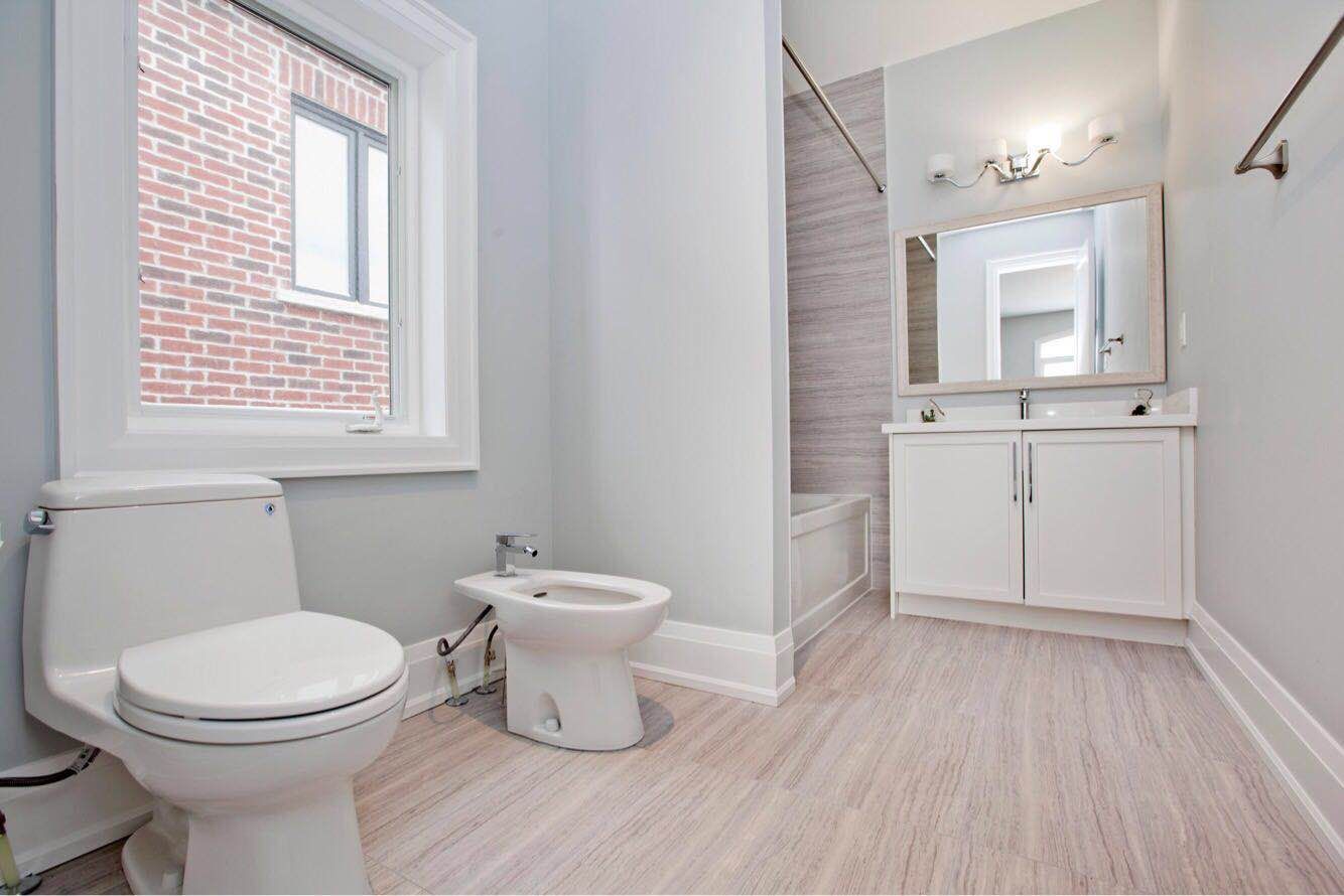 Toronto House Remodeling and Interior Renovation - Image 36