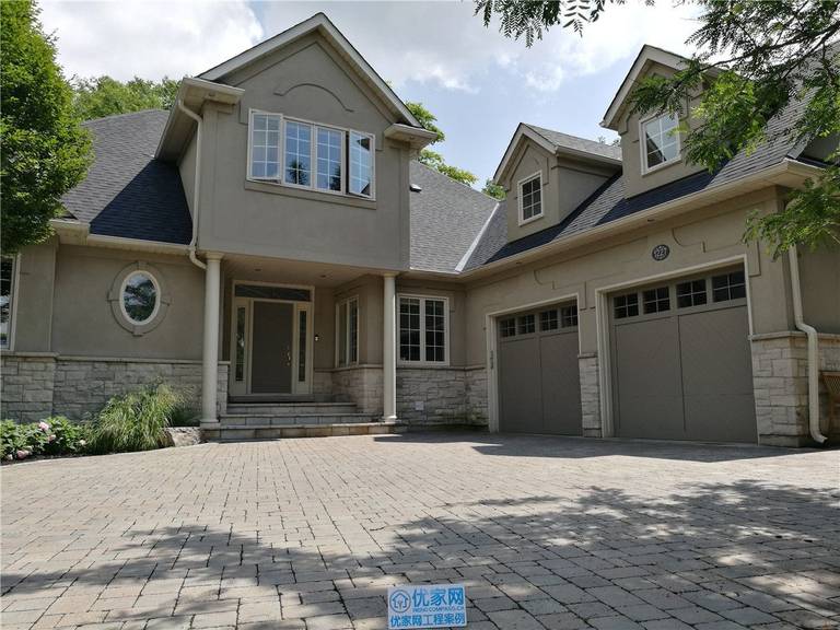 This project showcases a completed residential roofing service in Toronto, featuring a professionally installed asphalt shingle roof designed for long-term durability and weather resistance. The roofing work is seamlessly integrated with the home’s exterior architecture, enhancing both curb appeal and structural protection. Attention was given to roof slope, flashing details, and material consistency to ensure reliable performance through Toronto’s changing seasons. As a trusted Toronto roofing service provider, the project reflects a balance of craftsmanship, safety standards, and clean exterior finishes suitable for high-end residential properties.