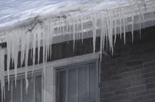 Toronto Ice Dam Warning | Roof Inspection Guide After Freezing Rain