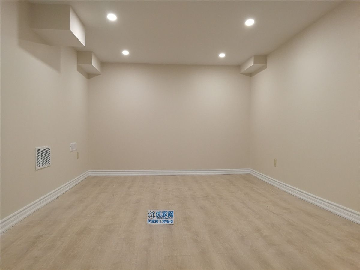 Newly finished basement renovation in Markham featuring smooth drywall finishing, recessed LED pot lights, and durable modern flooring. This clean and spacious layout enhances functionality and comfort, creating a bright multi-purpose living area for entertainment or family use. Completed by a trusted Toronto renovation company serving the GTA.