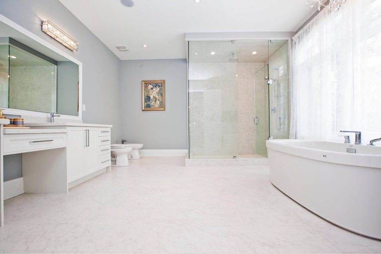 Toronto House Remodeling and Interior Renovation - Image 33