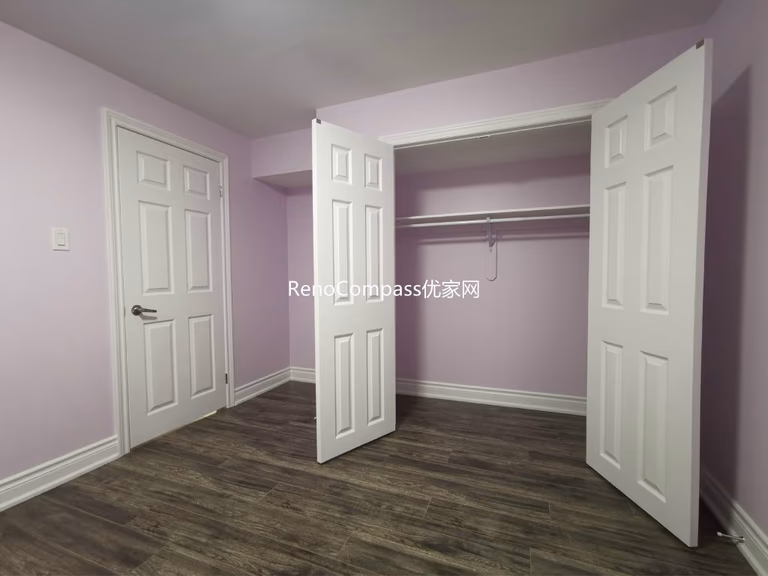 This newly finished basement bedroom in Richmond Hill features modern flooring, soft neutral wall colors, and spacious closet storage for comfortable everyday living. Completed by a professional Toronto renovation company, the upgraded basement room is ideal for guest accommodation, rental potential, or extended family use. Clean finishes, upgraded lighting, and functional layout enhance both practicality and property value.