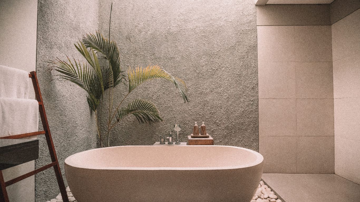 DIY vs. Professional Bathroom Renovations Checklist – Your Best Option!