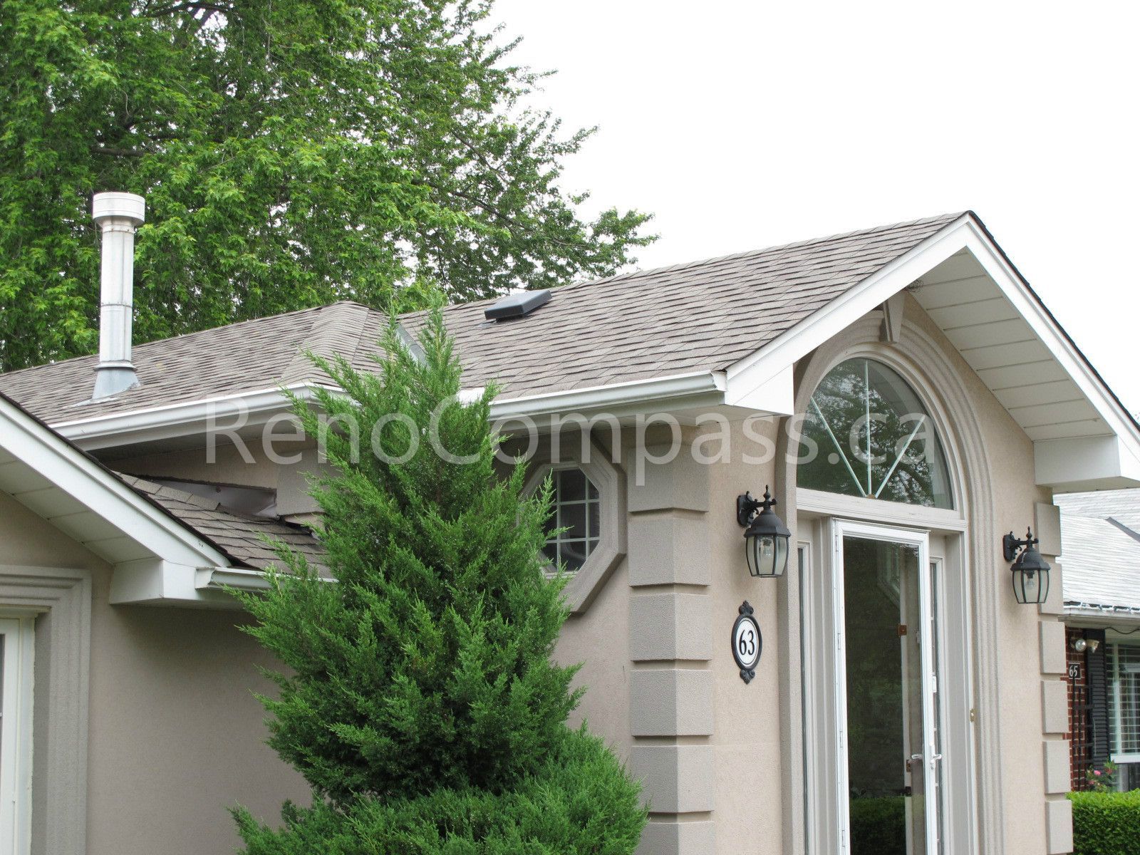 This image presents the side view of a detached house as part of a roofing renovation project in Vaughan, Greater Toronto Area. The upgraded roof enhances structural protection, weather resistance, and visual consistency with the home exterior. Completed by a professional Toronto Renovation Company, this roofing renovation improves both durability and overall property value.