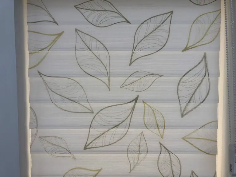 TORONTO CURTAINS and CURTAIN RODS - Image 33