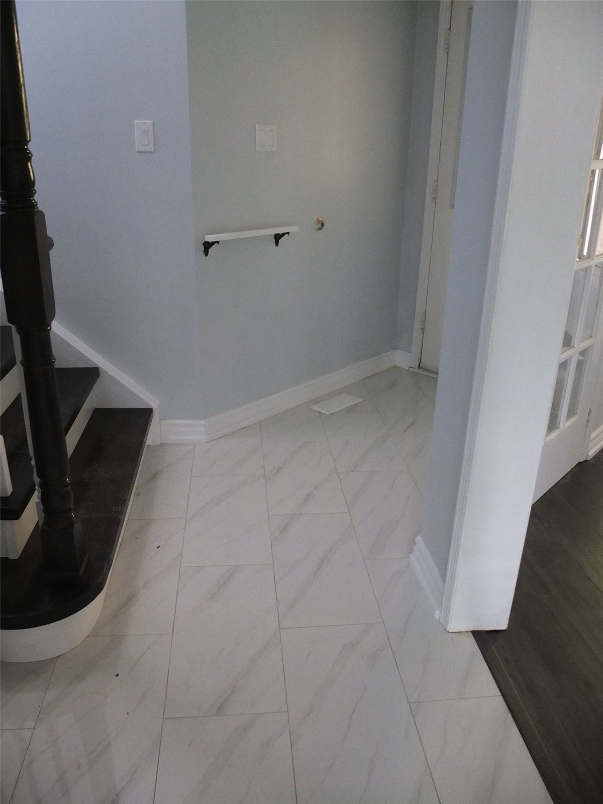 Mississauga Interior Renovation - Image 3